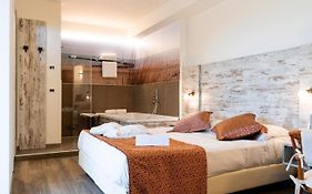 Hotel Ambassador